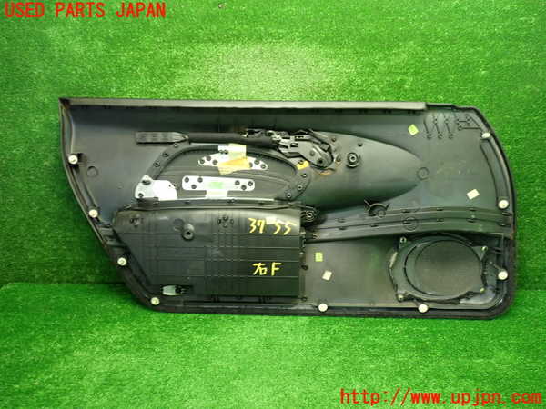 1UPJ-9237551234]ポルシェ・ボクスター(98667)右ドア内張り 中古_4