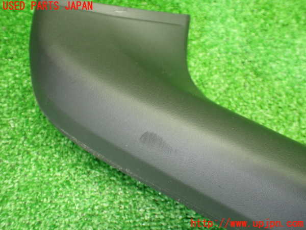 1UPJ-9237557660]ポルシェ・ボクスター(98667)左フロントピラートリム 中古_3