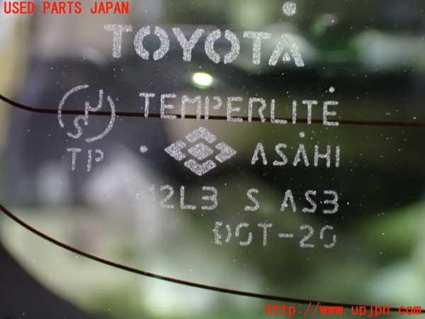 1UPJ-9237561380]アルファードG(ANH10W)右クォーターガラス 中古(M2L3)_2