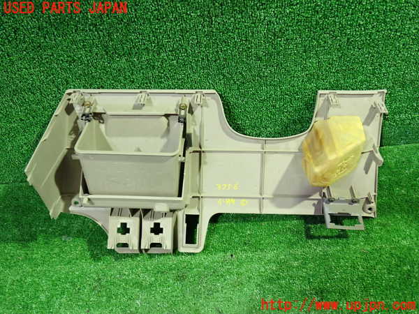 1UPJ-9237567841]アルファードG(ANH10W)小物入れ1 中古_3