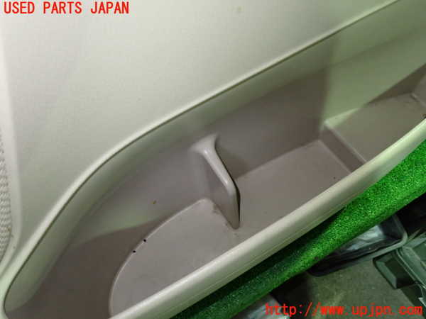 1UPJ-9237561234]アルファードG(ANH10W)右前ドア内張り 中古_3