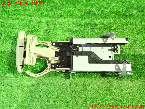 1UPJ-9237567810]アルファードG(ANH10W)ドリンクホルダー 中古_3