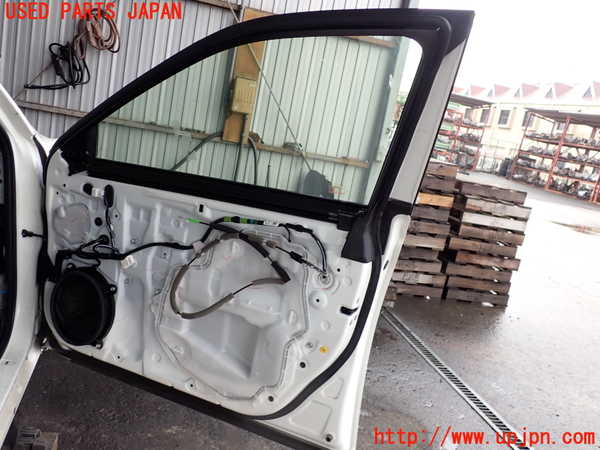 2UPJ-9237571230]クラウン ハイブリッド(AZSH20)右前ドア (43R-00035) 中古_4