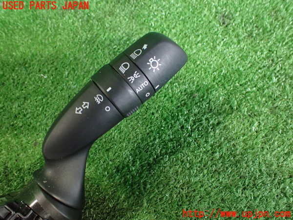 2UPJ-9237576720]クラウン ハイブリッド(AZSH20)コンビネーションスイッチ 中古_2