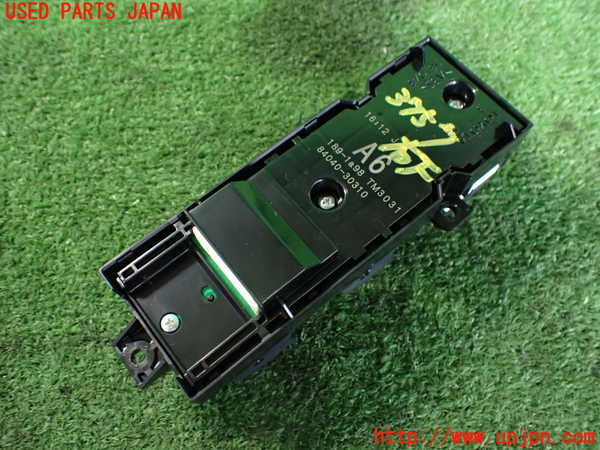 2UPJ-9237576240]クラウン ハイブリッド(AZSH20)右前パワーウィンドウスイッチ 中古_2