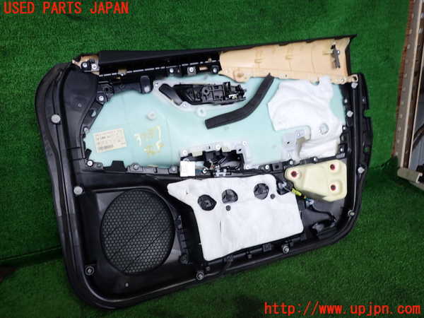 2UPJ-9237571264]クラウン ハイブリッド(AZSH20)左前ドア内張り 中古_3
