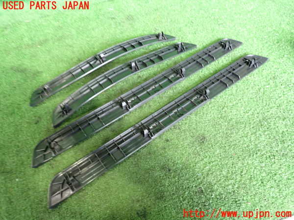 2UPJ-9237577740]クラウン ハイブリッド(AZSH20)スカッフプレート 中古_2