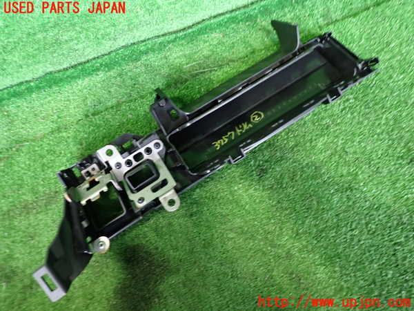 2UPJ-9237577692]クラウン ハイブリッド(AZSH20)内装トリム類2 中古_2