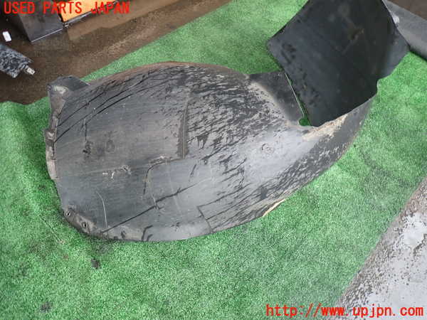 2UPJ-9237581090]VW パサート(Passat) ヴァリアント(Variant)(3CCAX)右前フェンダーライナー 中古_2