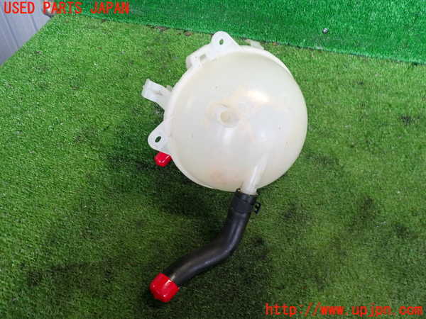 2UPJ-9237582410]VW パサート(Passat) ヴァリアント(Variant)(3CCAX)ラジエータータンク 中古_2