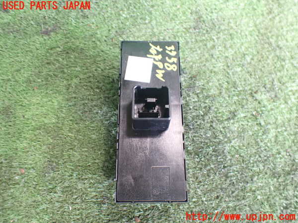 2UPJ-9237586240]VW パサート(Passat) ヴァリアント(Variant)(3CCAX)右前パワーウィンドウスイッチ 中古_2