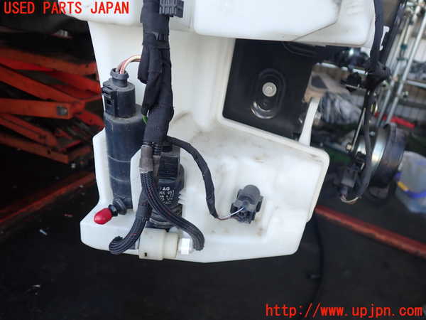 2UPJ-9237586791]VW パサート(Passat) ヴァリアント(Variant)(3CCAX)ウォッシャータンク1 中古_2