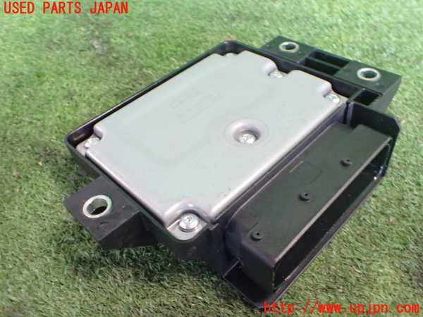 2UPJ-9237586147]VW パサート(Passat) ヴァリアント(Variant)(3CCAX)コンピューター2 中古 3AA907801J_2