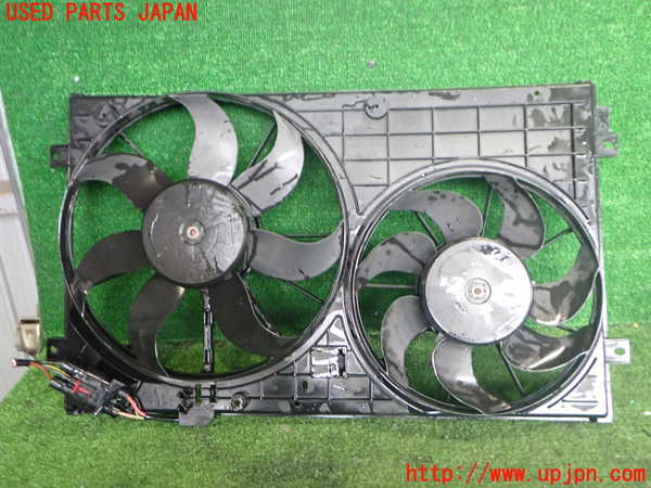 2UPJ-9237586836]VW パサート(Passat) ヴァリアント(Variant)(3CCAX)電動ファン1 中古_2