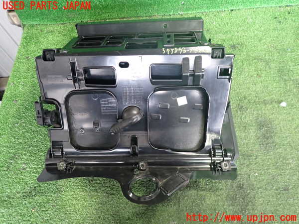 2UPJ-9237587516]VW パサート(Passat) ヴァリアント(Variant)(3CCAX)グローブボックス1 中古_3