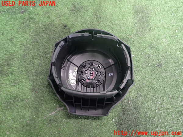 2UPJ-9237587865]VW パサート(Passat) ヴァリアント(Variant)(3CCAX)運転席側エアバッグカバー 中古_2