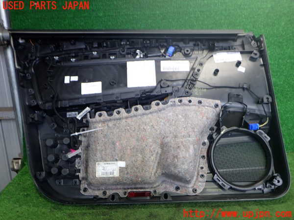 2UPJ-9237581234]VW パサート(Passat) ヴァリアント(Variant)(3CCAX)右前ドア内張り 中古_3