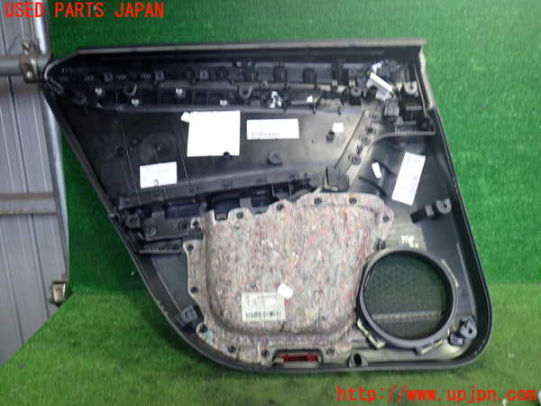 2UPJ-9237581294]VW パサート(Passat) ヴァリアント(Variant)(3CCAX)右後ドア内張り 中古_3