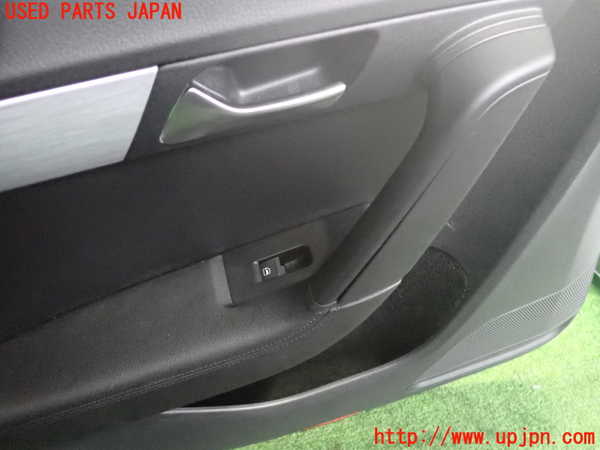 2UPJ-9237581324]VW パサート(Passat) ヴァリアント(Variant)(3CCAX)左後ドア内張り 中古_2