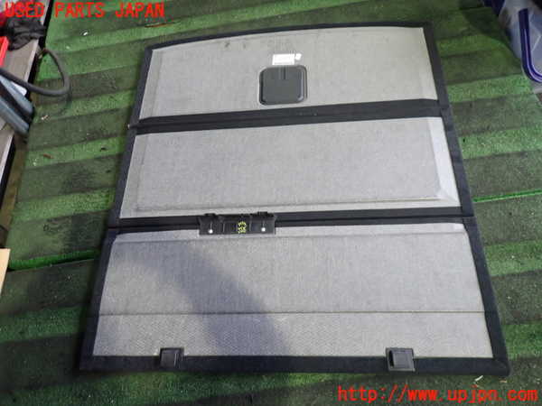 2UPJ-9237587771]VW パサート(Passat) ヴァリアント(Variant)(3CCAX)ラゲッジトレイ1 中古_2