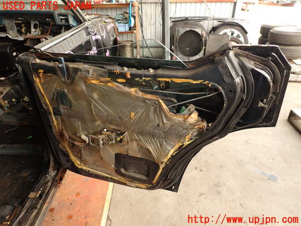 2UPJ-9237591290]セドリック 4ドアハードトップ(430)右後ドア 中古(M275)_4