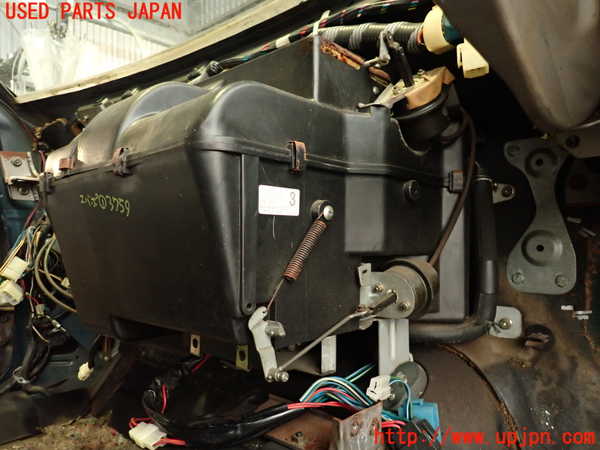 2UPJ-9237596081]セドリック 4ドアハードトップ(430)エバポレーター1 中古_2