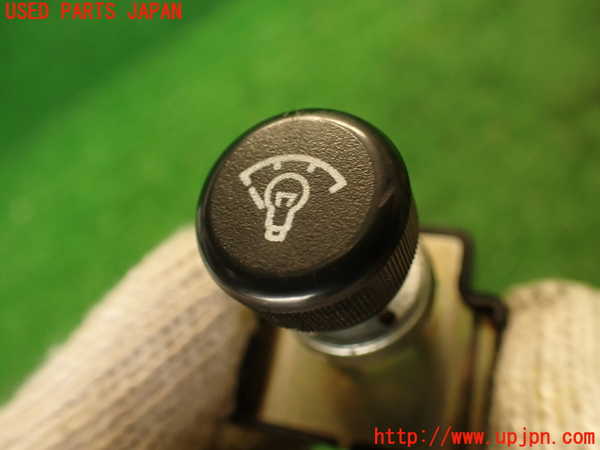 2UPJ-9237596308]セドリック 4ドアハードトップ(430)スイッチ3 (メーター照度) 中古_2