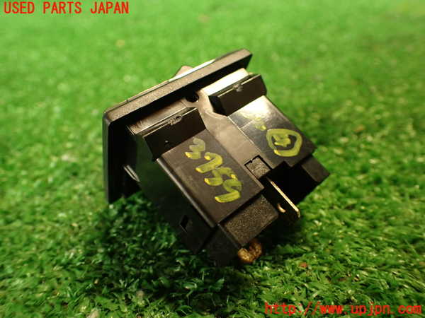 2UPJ-9237596309]セドリック 4ドアハードトップ(430)スイッチ4 中古_2