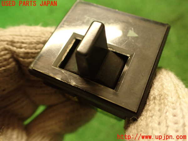 2UPJ-9237596311]セドリック 4ドアハードトップ(430)スイッチ6 (トランク) 中古_2