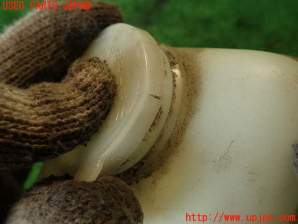 2UPJ-9237596791]セドリック 4ドアハードトップ(430)ウォッシャータンク1 中古_3