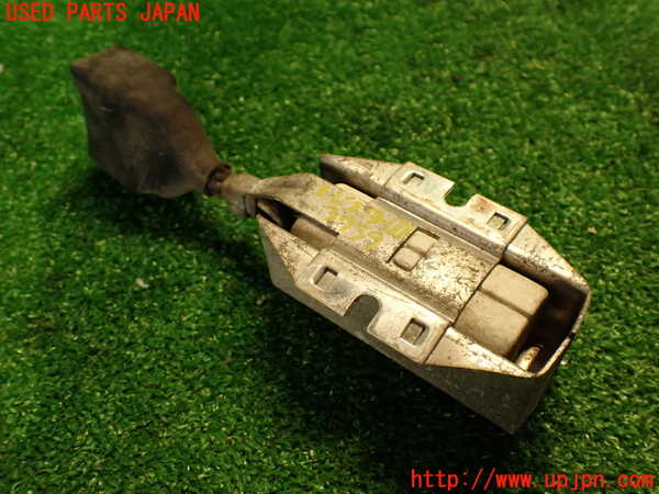 2UPJ-9237596881]セドリック 4ドアハードトップ(430)レジスター1 中古_2