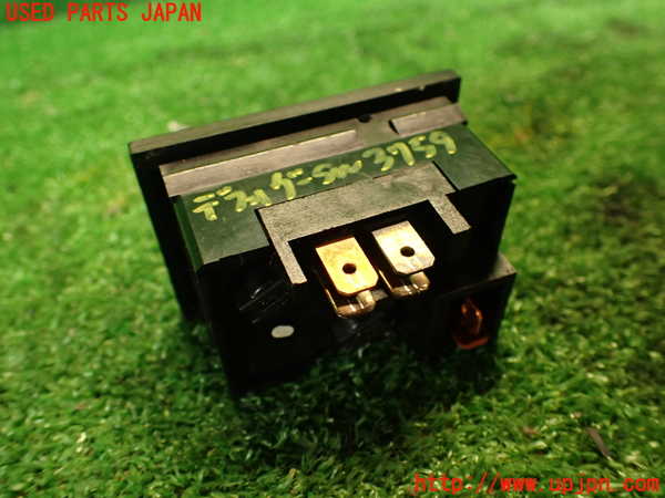 2UPJ-9237596300]セドリック 4ドアハードトップ(430)デフォッガースイッチ 中古_2