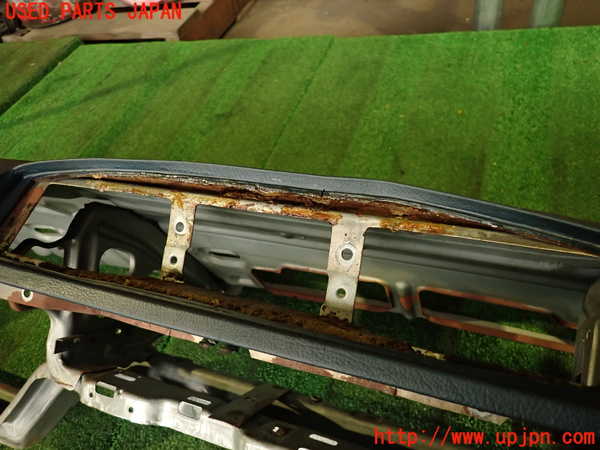 2UPJ-9237597505]セドリック 4ドアハードトップ(430)ダッシュボード (ジャンク品) 中古_2