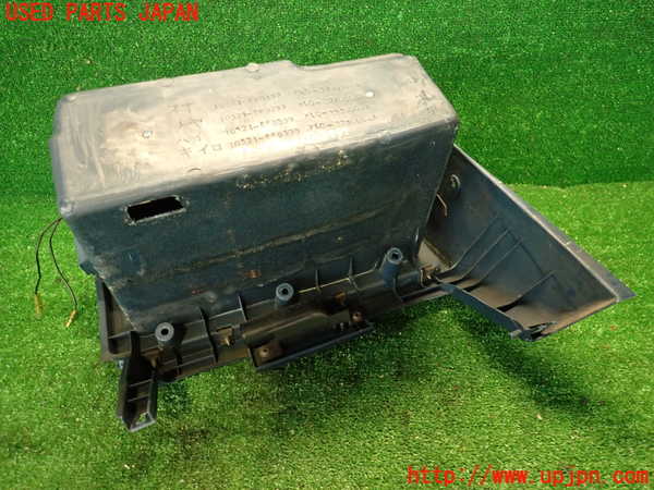 2UPJ-9237597516]セドリック 4ドアハードトップ(430)グローブボックス1 中古_4