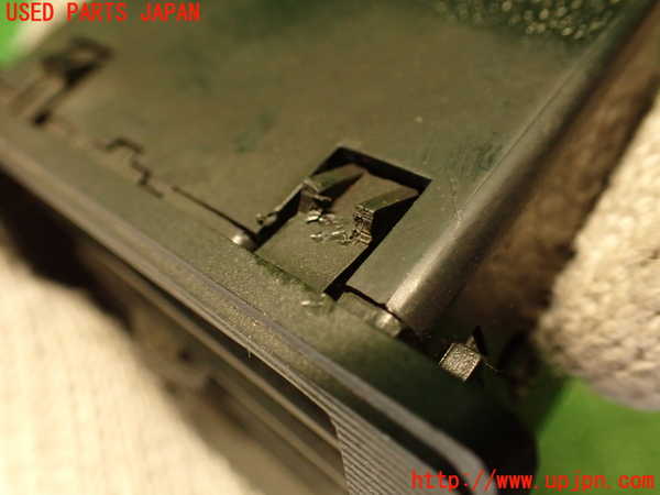2UPJ-9237597528]セドリック 4ドアハードトップ(430)エアコン吹き出し口3 (左) 中古_4