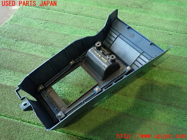 2UPJ-9237597549]セドリック 4ドアハードトップ(430)コンソール 中古_5