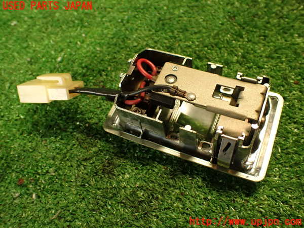 2UPJ-9237596411]セドリック 4ドアハードトップ(430)ルームランプ1 (2列目右) 中古_2