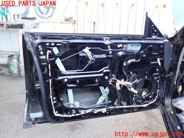 2UPJ-9237601260]グロリア シーマ(セドリック シーマ)(FPAY31)左前ドア 中古 CENTRAL M235 43R-00020_3