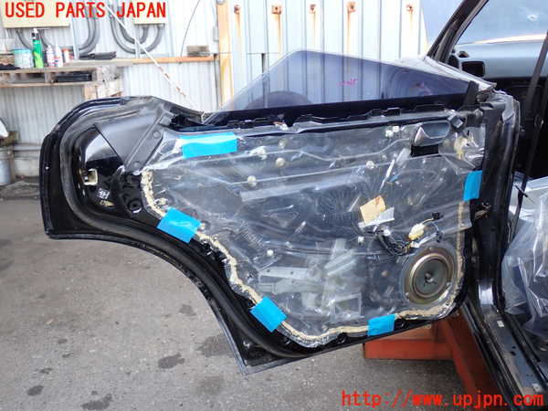 2UPJ-9237601320]グロリア シーマ(セドリック シーマ)(FPAY31)左後ドア ジャンク CENTRAL M235 43R-00020_3