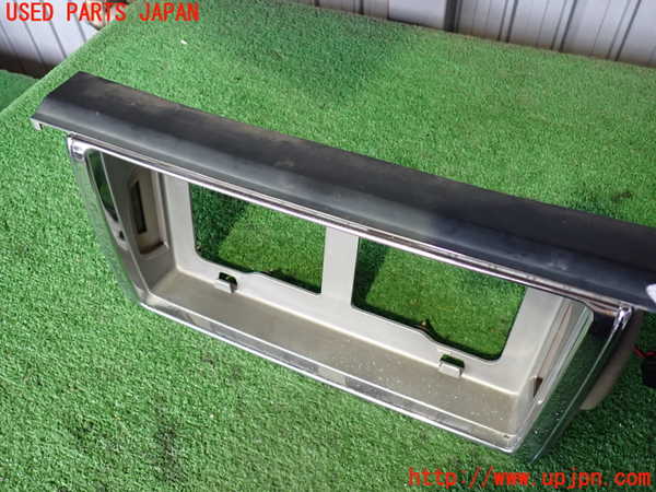 2UPJ-9237601559]グロリア シーマ(セドリック シーマ)(FPAY31)リアフィニッシャー 中古_3