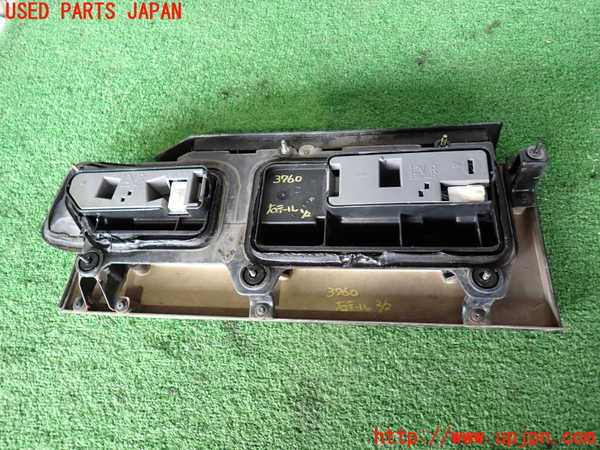 2UPJ-9237601530]グロリア シーマ(セドリック シーマ)(FPAY31)右テールランプ 中古_4