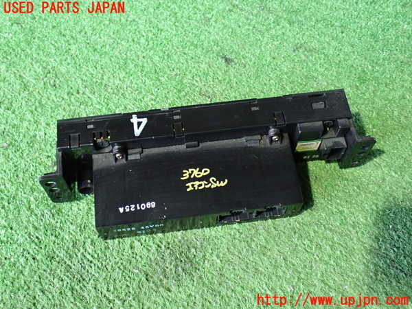 2UPJ-9237606066]グロリア シーマ(セドリック シーマ)(FPAY31)エアコンスイッチ1 中古_2