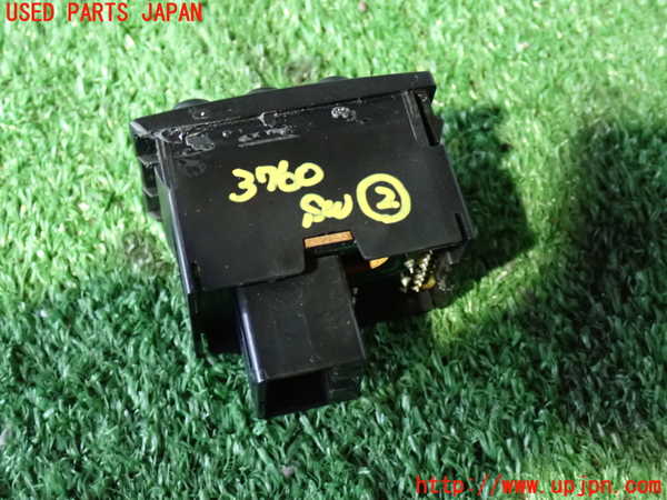 2UPJ-9237606307]グロリア シーマ(セドリック シーマ)(FPAY31)スイッチ2(走行モード) 中古_2