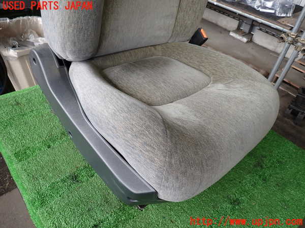 2UPJ-9237607035]グロリア シーマ(セドリック シーマ)(FPAY31)運転席シート 中古_2
