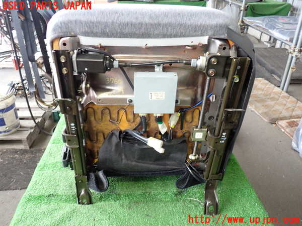 2UPJ-9237607065]グロリア シーマ(セドリック シーマ)(FPAY31)助手席シート 中古_5