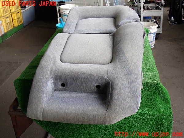 2UPJ-9237607405]グロリア シーマ(セドリック シーマ)(FPAY31)右リアシート 中古_2