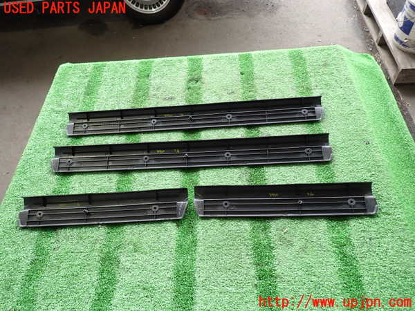 2UPJ-9237607740]グロリア シーマ(セドリック シーマ)(FPAY31)スカッフプレート 中古_4