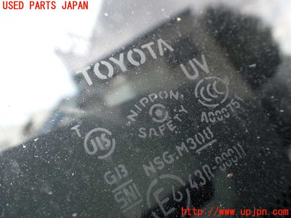 1UPJ-9237611202]アルファードハイブリッド(AYH30W)左フロント三角窓ガラス 中古 NSG M3O8 43R-00011_2