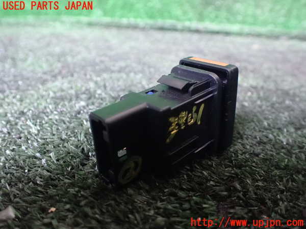1UPJ-9237616307]アルファードハイブリッド(AYH30W)スイッチ2(パワードアオフ) 中古_2