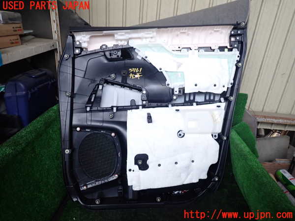 1UPJ-9237611264]アルファードハイブリッド(AYH30W)左前ドア内張り 中古_5
